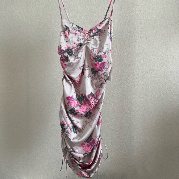 FOR LOVE & LEMONS Palais Mini/Midi Dress in Floral - Picture 3 of 5